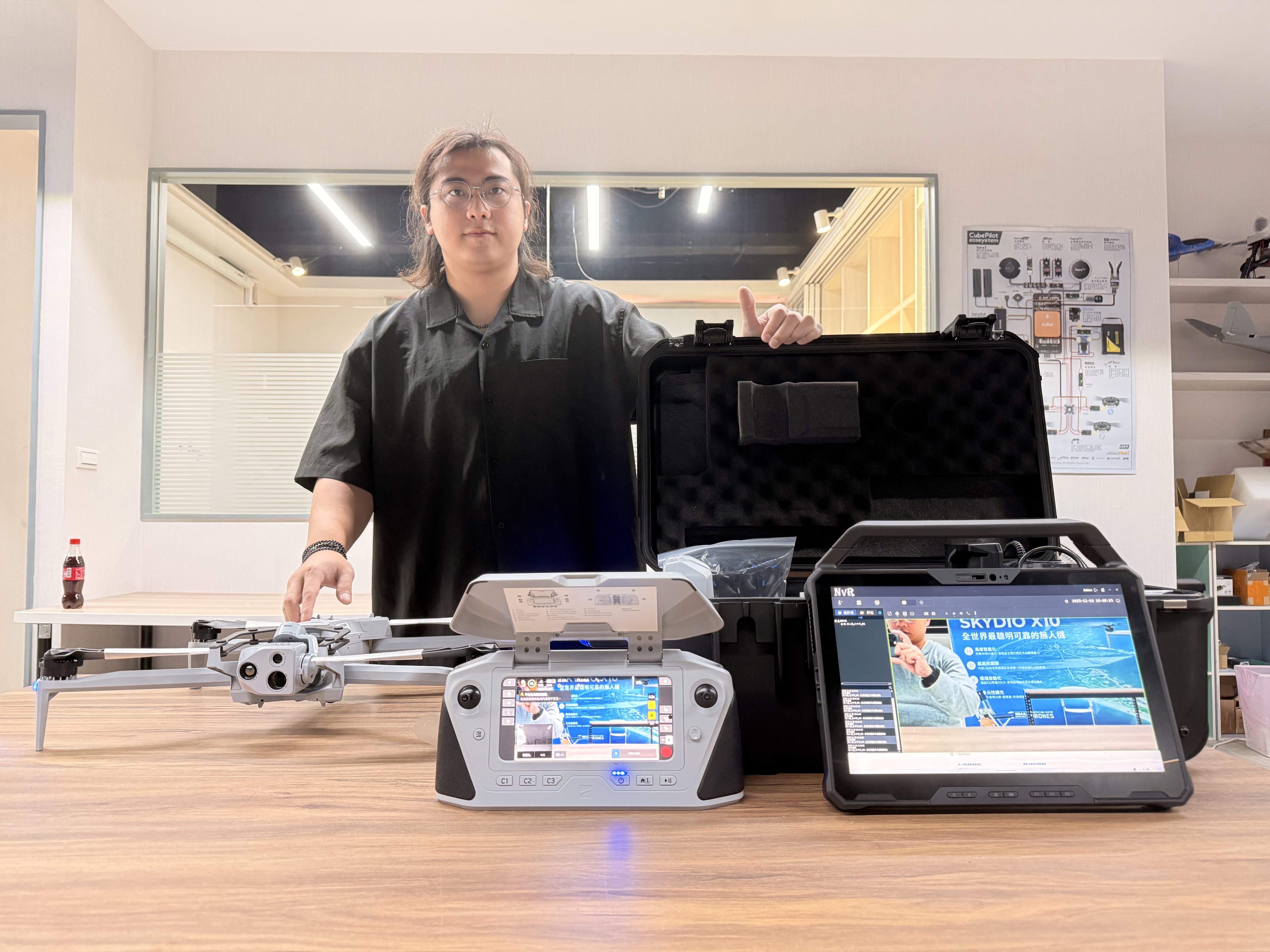 我與平板與無人機
